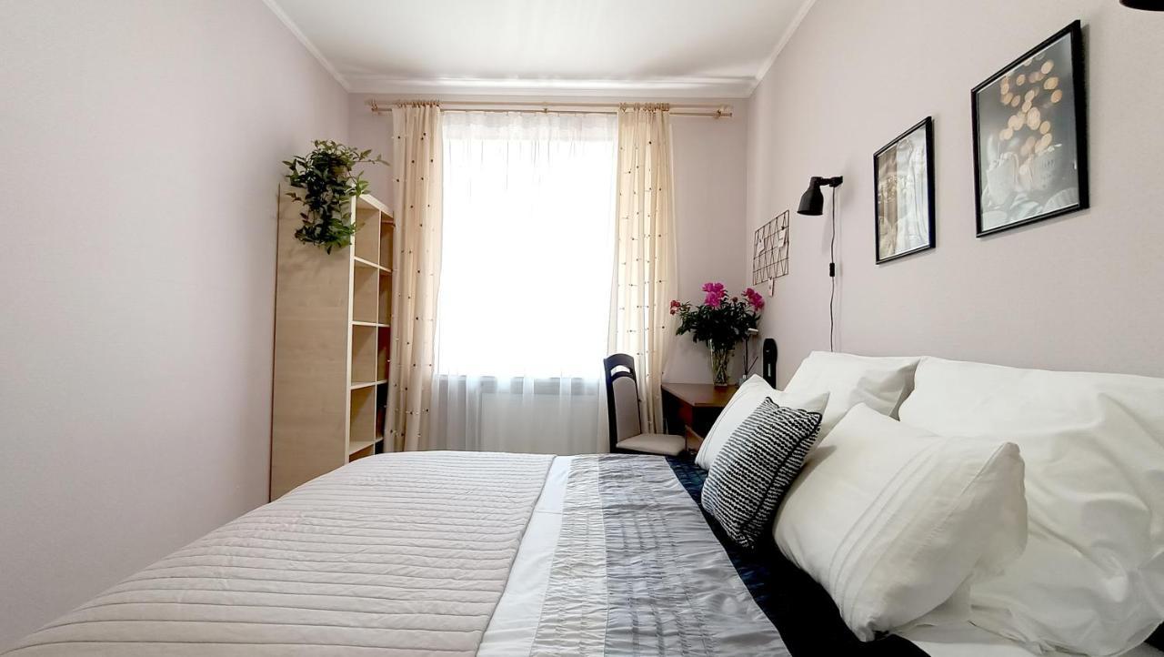 Relax Point Light Apartment Irpin Dış mekan fotoğraf